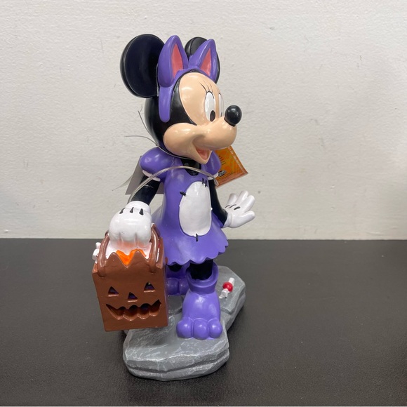 Disney Mickey And Minnie Mouse LED Light Up Halloween Statues - Picture 6 of 16